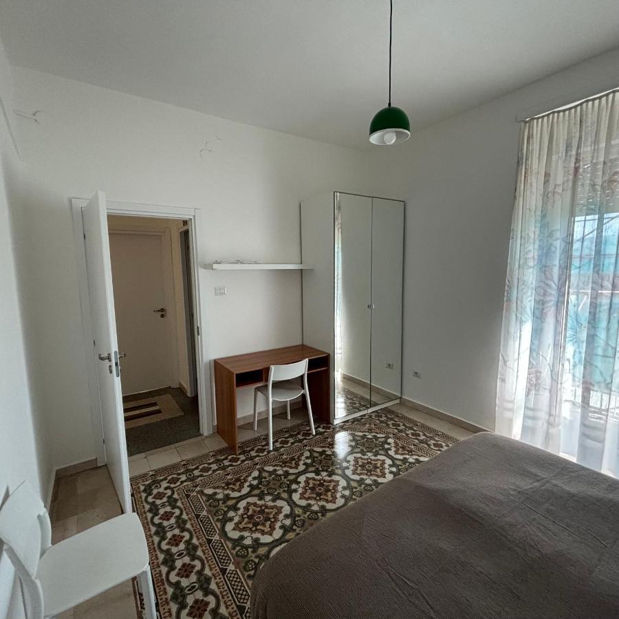 Room & Parking In Centro Citta Con Parcheggio Privato E Wifi Ποτέντσα Εξωτερικό φωτογραφία