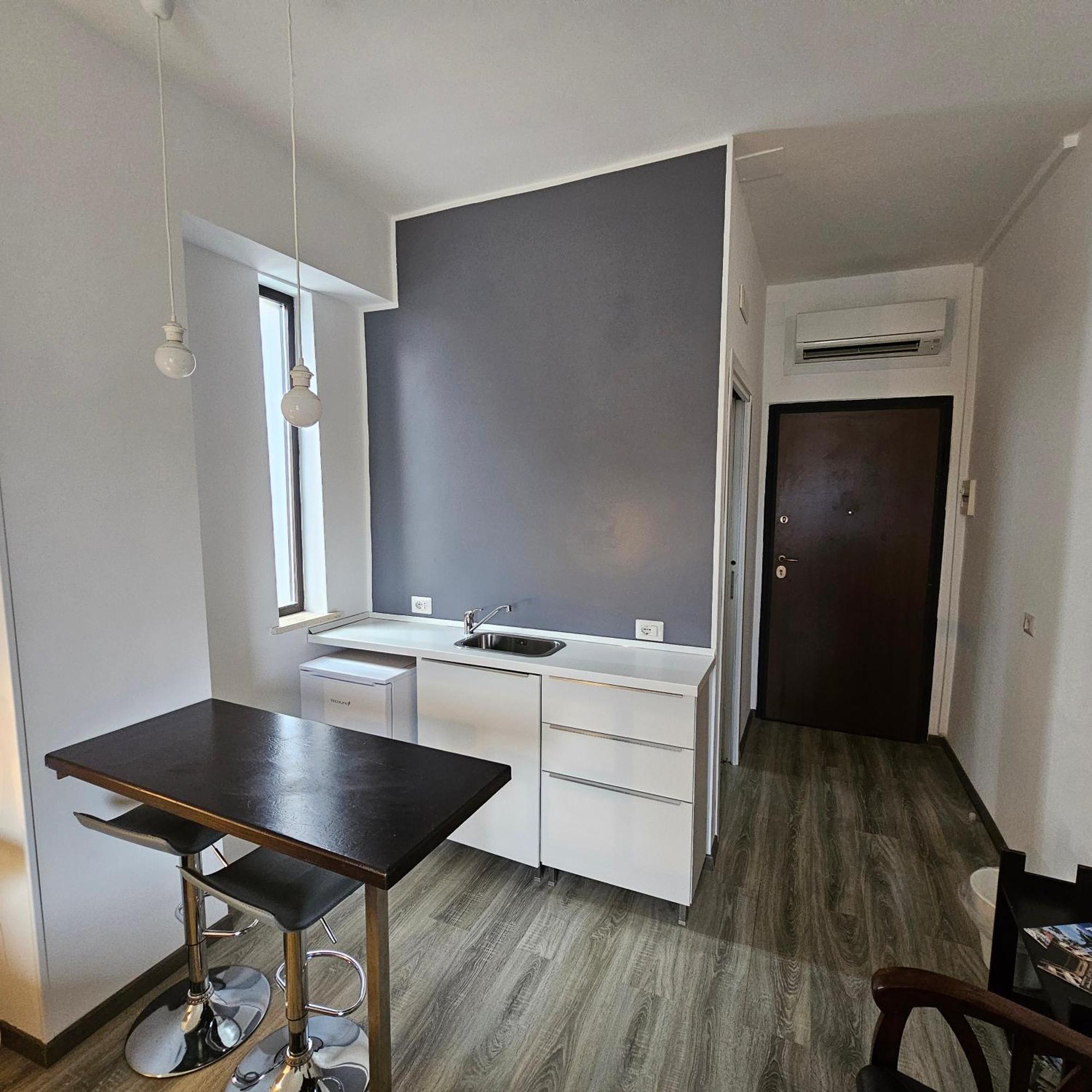 Room & Parking In Centro Citta Con Parcheggio Privato E Wifi Ποτέντσα Εξωτερικό φωτογραφία