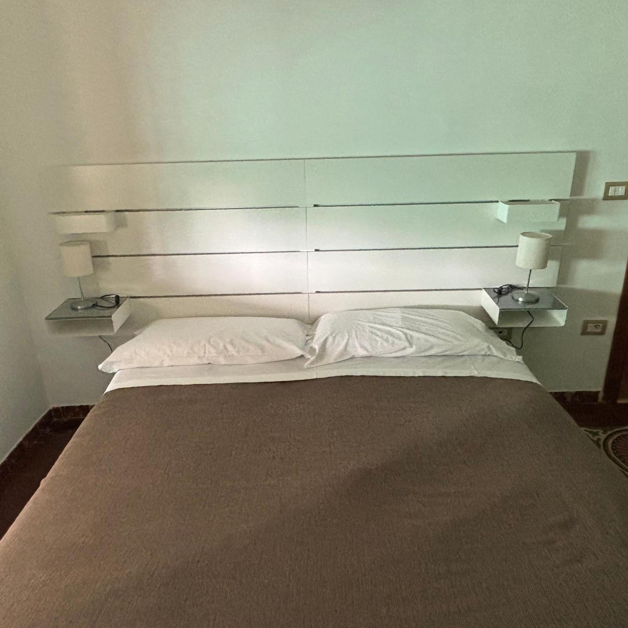 Room & Parking In Centro Citta Con Parcheggio Privato E Wifi Ποτέντσα Εξωτερικό φωτογραφία