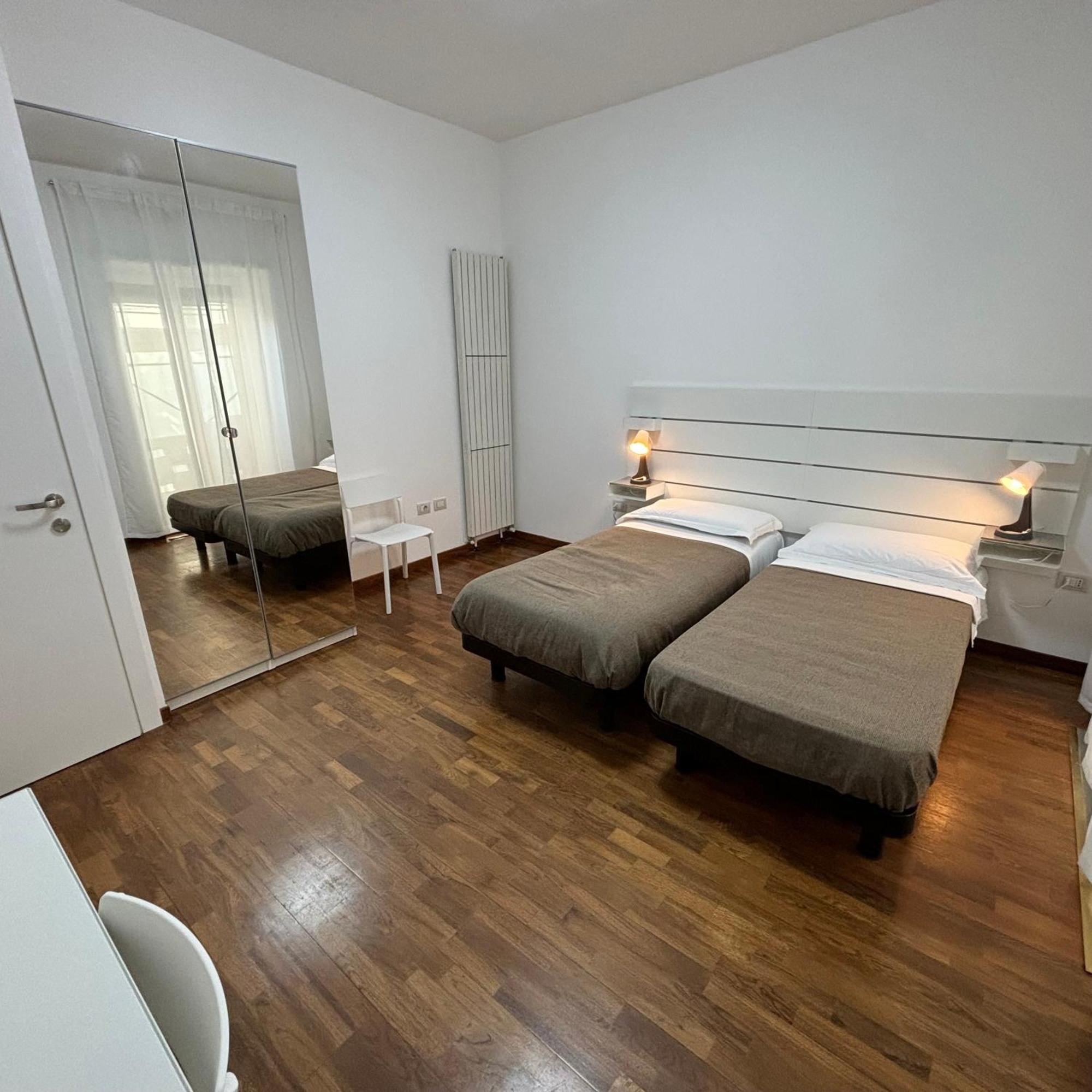 Room & Parking In Centro Citta Con Parcheggio Privato E Wifi Ποτέντσα Εξωτερικό φωτογραφία