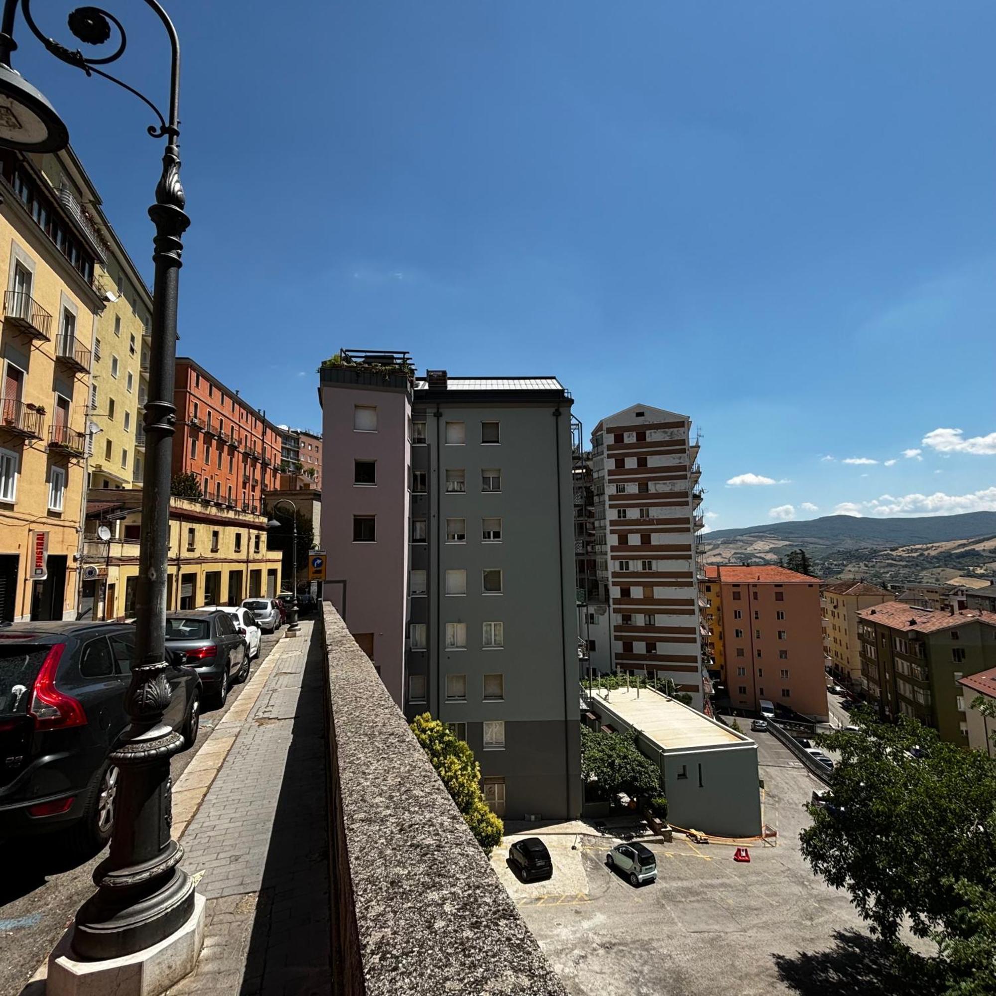 Room & Parking In Centro Citta Con Parcheggio Privato E Wifi Ποτέντσα Εξωτερικό φωτογραφία