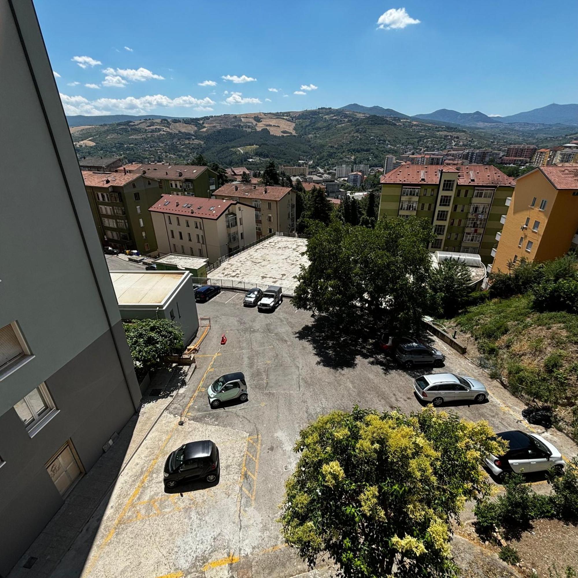 Room & Parking In Centro Citta Con Parcheggio Privato E Wifi Ποτέντσα Εξωτερικό φωτογραφία